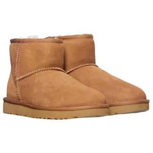 Ugg Classic Mini